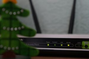 Router Wi-Fi untuk koneksi internet rumah